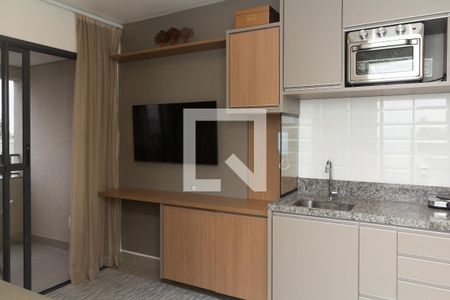 Sala/Cozinha de apartamento para alugar com 1 quarto, 32m² em Moema, São Paulo