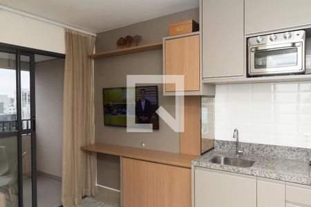 Sala/Cozinha de apartamento para alugar com 1 quarto, 32m² em Moema, São Paulo