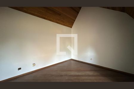 Sala de estar de casa para alugar com 4 quartos, 360m² em Xaxim, Curitiba
