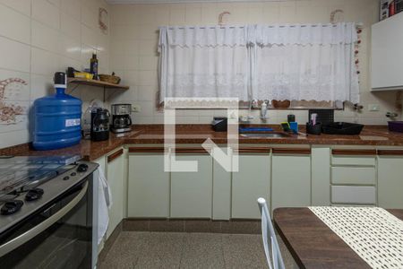 Casa para alugar com 130m², 3 quartos e 2 vagasCozinha