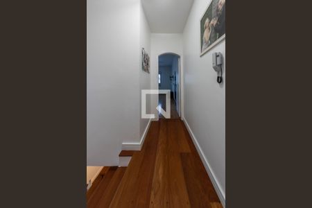 Casa para alugar com 130m², 3 quartos e 2 vagasCorredor