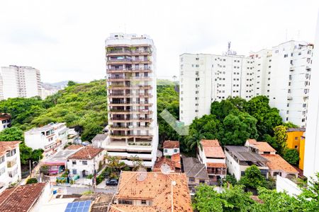 Sala de apartamento à venda com 2 quartos, 70m² em Icaraí, Niterói