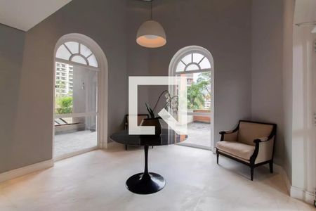 Apartamento à venda com 257m², 3 quartos e 4 vagasHall social