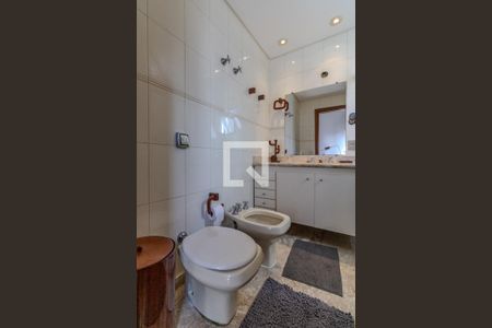 Apartamento à venda com 257m², 3 quartos e 4 vagasBanheiro da Suíte 3