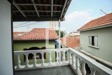 Casa à venda com 260m², 3 quartos e 1 vaga Casa à venda com 260m², 3 quartos e 1 vagaVaranda