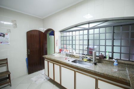 Casa à venda com 260m², 3 quartos e 1 vaga Casa à venda com 260m², 3 quartos e 1 vagaCozinha