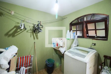 Casa à venda com 260m², 3 quartos e 1 vaga Casa à venda com 260m², 3 quartos e 1 vagaÁrea de Serviço