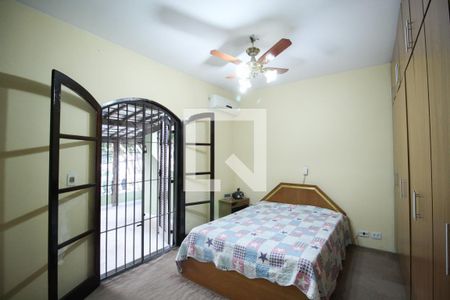 Casa à venda com 260m², 3 quartos e 1 vaga Casa à venda com 260m², 3 quartos e 1 vagaQuarto 1