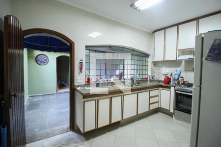 Casa à venda com 260m², 3 quartos e 1 vaga Casa à venda com 260m², 3 quartos e 1 vagaCozinha