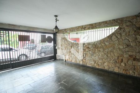 Casa à venda com 260m², 3 quartos e 1 vaga Casa à venda com 260m², 3 quartos e 1 vagaGaragem