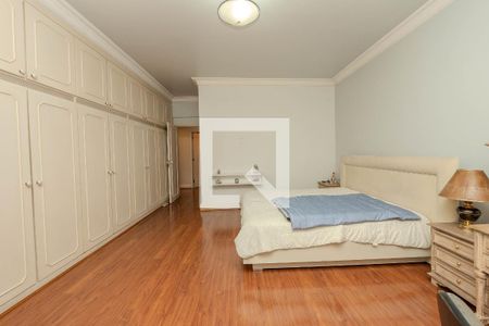 Apartamento à venda com 414m², 4 quartos e 2 vagasSuíte 2