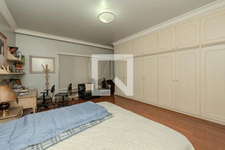 Apartamento à venda com 414m², 4 quartos e 2 vagasSuíte 2