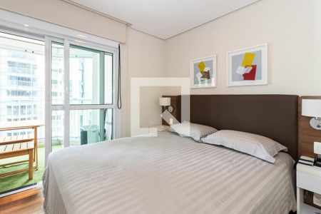 Suíte de apartamento para alugar com 1 quarto, 43m² em Vila Olímpia, São Paulo