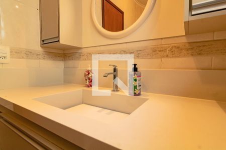 Casa à venda com 140m², 3 quartos e 2 vagasBanheiro