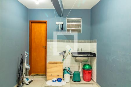 Casa à venda com 140m², 3 quartos e 2 vagasDetalhe da área de serviço