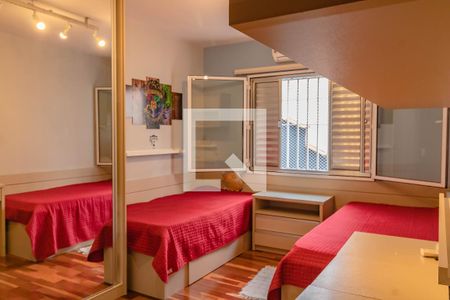 Quarto de casa à venda com 3 quartos, 140m² em Jardim Oriental, São Paulo