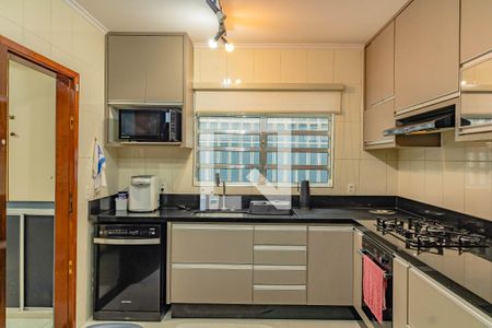 Casa à venda com 140m², 3 quartos e 2 vagasCozinha