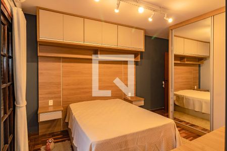 Casa à venda com 140m², 3 quartos e 2 vagasQuarto