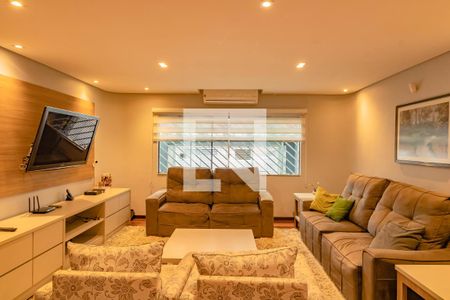 Sala de casa à venda com 3 quartos, 140m² em Jardim Oriental, São Paulo