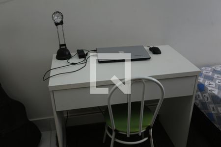 Quarto 1  de apartamento para alugar com 2 quartos, 47m² em Samambaia Sul, Brasília