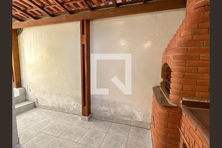 Casa à venda com 90m², 3 quartos e 2 vagasChurrasqueira