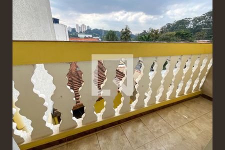 Casa à venda com 90m², 3 quartos e 2 vagasSacada da Sala