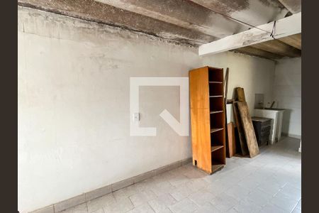 Casa à venda com 90m², 3 quartos e 2 vagasTerraço