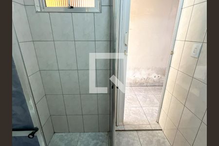 Casa à venda com 90m², 3 quartos e 2 vagasBanheiro