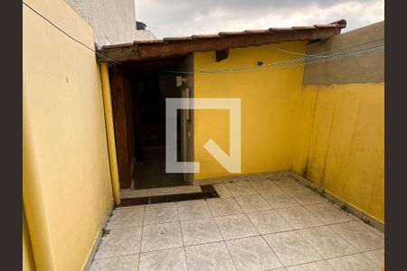 Casa à venda com 90m², 3 quartos e 2 vagasQuintal