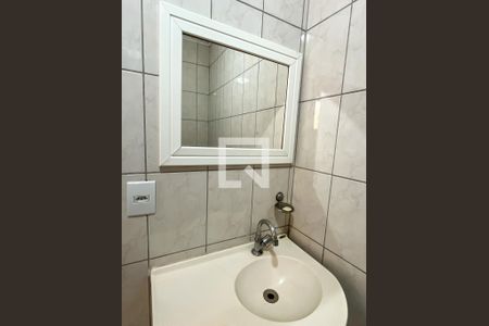 Casa à venda com 90m², 3 quartos e 2 vagasBanheiro