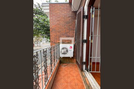 Casa à venda com 90m², 3 quartos e 2 vagasSacada do Quarto 2