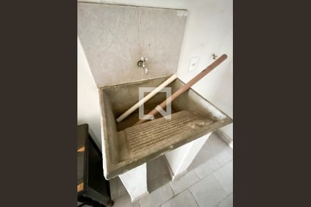 Casa à venda com 90m², 3 quartos e 2 vagasTerraço