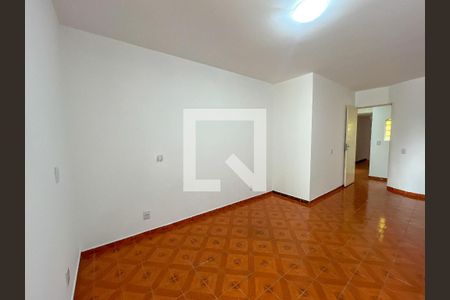 Casa à venda com 90m², 3 quartos e 2 vagasSuíte