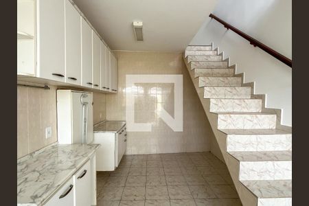 Casa à venda com 90m², 3 quartos e 2 vagasCozinha