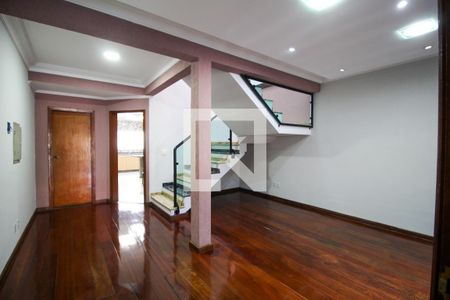 Sala de casa para alugar com 4 quartos, 250m² em Jardim Prestes de Barros, Sorocaba