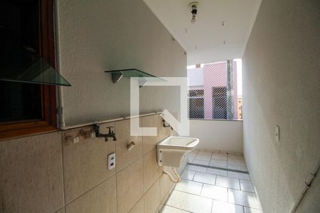 Casa para alugar com 250m², 4 quartos e 2 vagas Casa para alugar com 250m², 4 quartos e 2 vagasÁrea de Serviço 2
