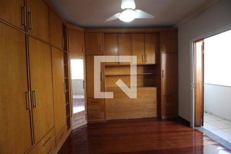 Suíte de casa para alugar com 4 quartos, 250m² em Jardim Prestes de Barros, Sorocaba