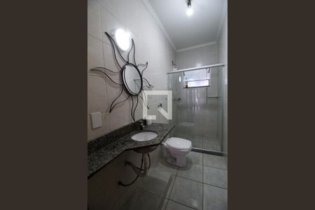 Casa para alugar com 250m², 4 quartos e 2 vagas Casa para alugar com 250m², 4 quartos e 2 vagasLavabo