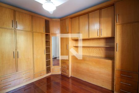 Suíte de casa para alugar com 4 quartos, 250m² em Jardim Prestes de Barros, Sorocaba