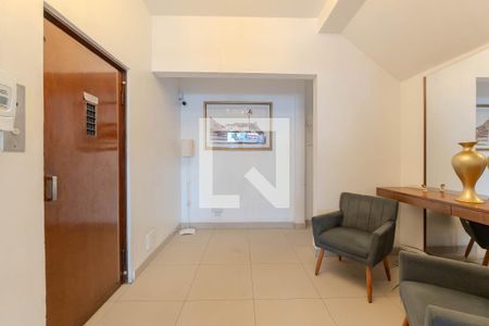 Apartamento para alugar com 80m², 2 quartos e sem vagaHall de entrada