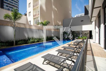 Studio à venda com 30m², 1 quarto e sem vaga Studio à venda com 30m², 1 quarto e sem vagaPiscina