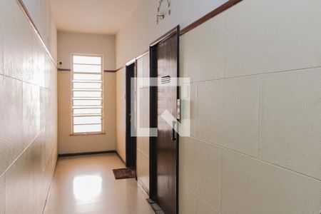 Elevador de apartamento para alugar com 1 quarto, 55m² em Copacabana, Rio de Janeiro