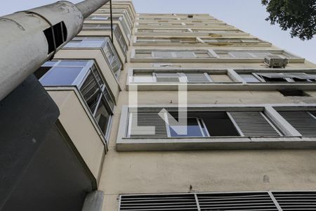 Fachada do Prédio de apartamento para alugar com 1 quarto, 55m² em Copacabana, Rio de Janeiro