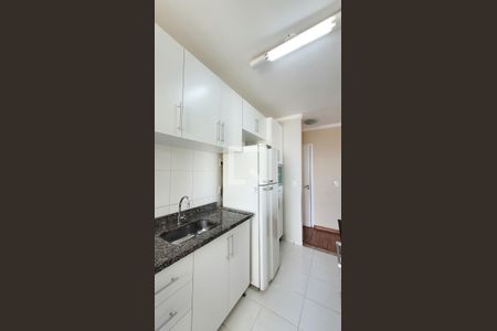 Apartamento à venda com 83m², 3 quartos e 2 vagas Apartamento à venda com 83m², 3 quartos e 2 vagasCozinha