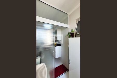 Apartamento à venda com 83m², 3 quartos e 2 vagas Apartamento à venda com 83m², 3 quartos e 2 vagasÁrea de Serviço