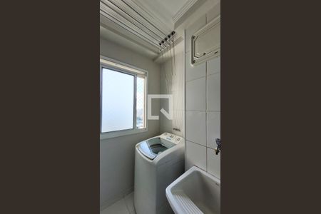 Apartamento à venda com 83m², 3 quartos e 2 vagas Apartamento à venda com 83m², 3 quartos e 2 vagasÁrea de Serviço