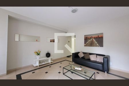 Apartamento à venda com 83m², 3 quartos e 2 vagas Apartamento à venda com 83m², 3 quartos e 2 vagasHall social