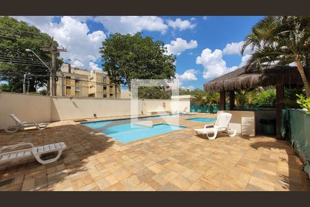 Apartamento à venda com 83m², 3 quartos e 2 vagas Apartamento à venda com 83m², 3 quartos e 2 vagasÁrea comum - Piscina