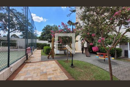 Apartamento à venda com 83m², 3 quartos e 2 vagas Apartamento à venda com 83m², 3 quartos e 2 vagasÁrea comum - Playground