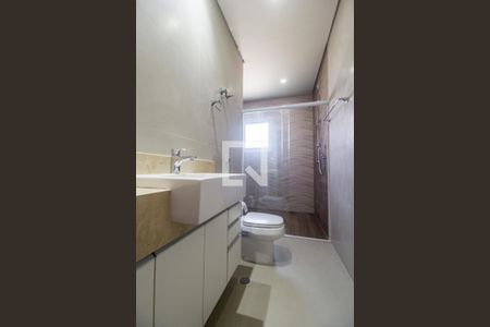 Casa de condomínio à venda com 600m², 6 quartos e 8 vagasBanheiro da Suíte 5